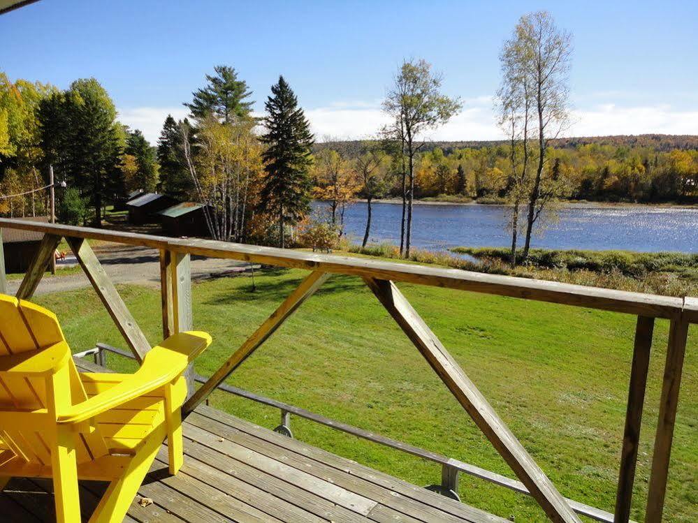 Pond'S Resort Blackville Buitenkant foto